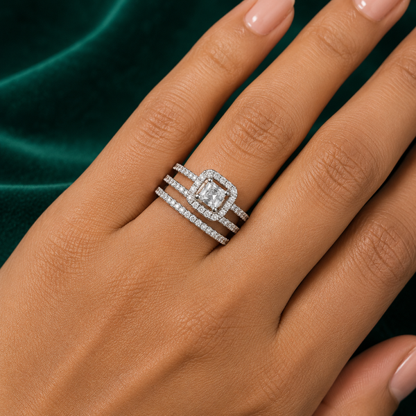🦢 Astraelle Halo Ring - 3.550 GM