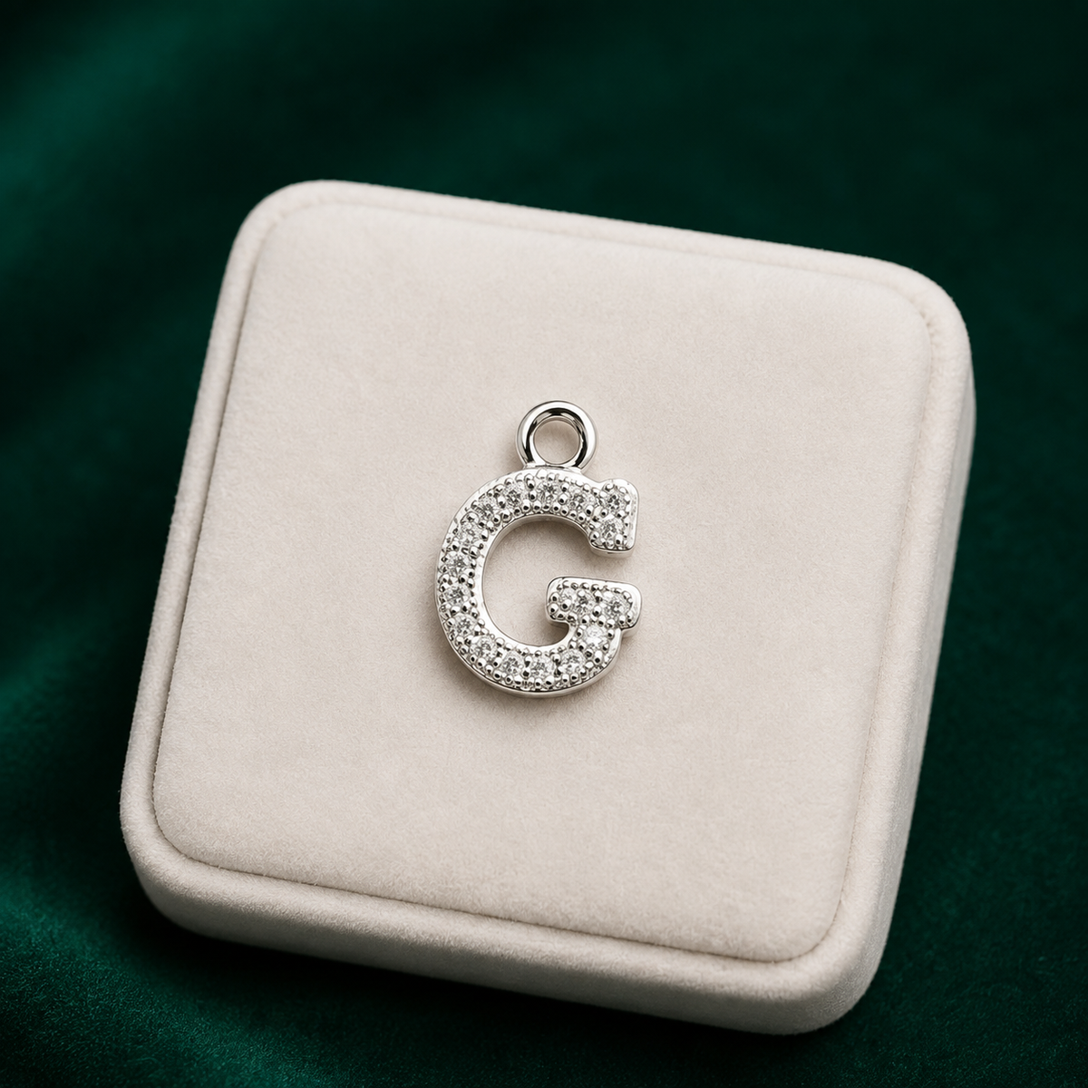 ✨ Crystal Initial G Pendant - 1.106 GM