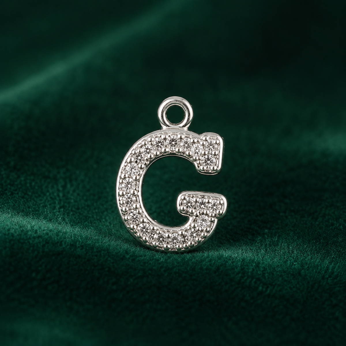 ✨ Crystal Initial G Pendant - 1.106 GM