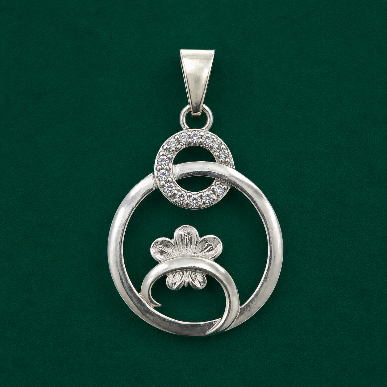 ✨ Blossom Orbit Pendant - 1.663 GM