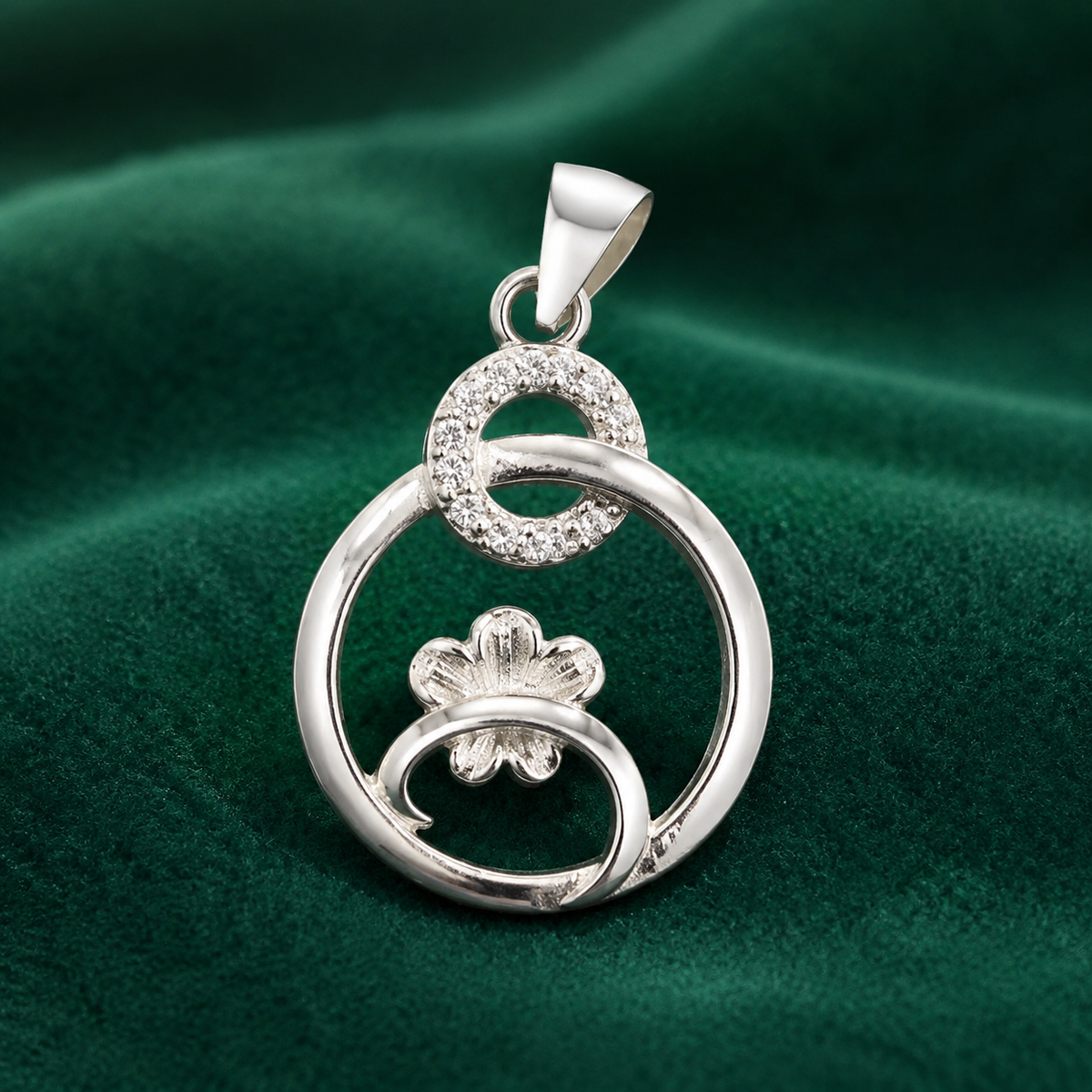✨ Blossom Orbit Pendant - 1.663 GM