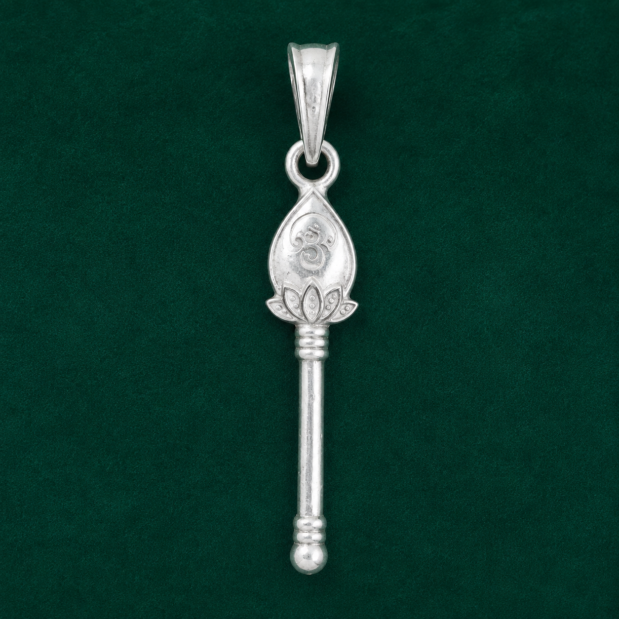 ✨ Sacred Om Sceptre Pendant - 2.577 GM