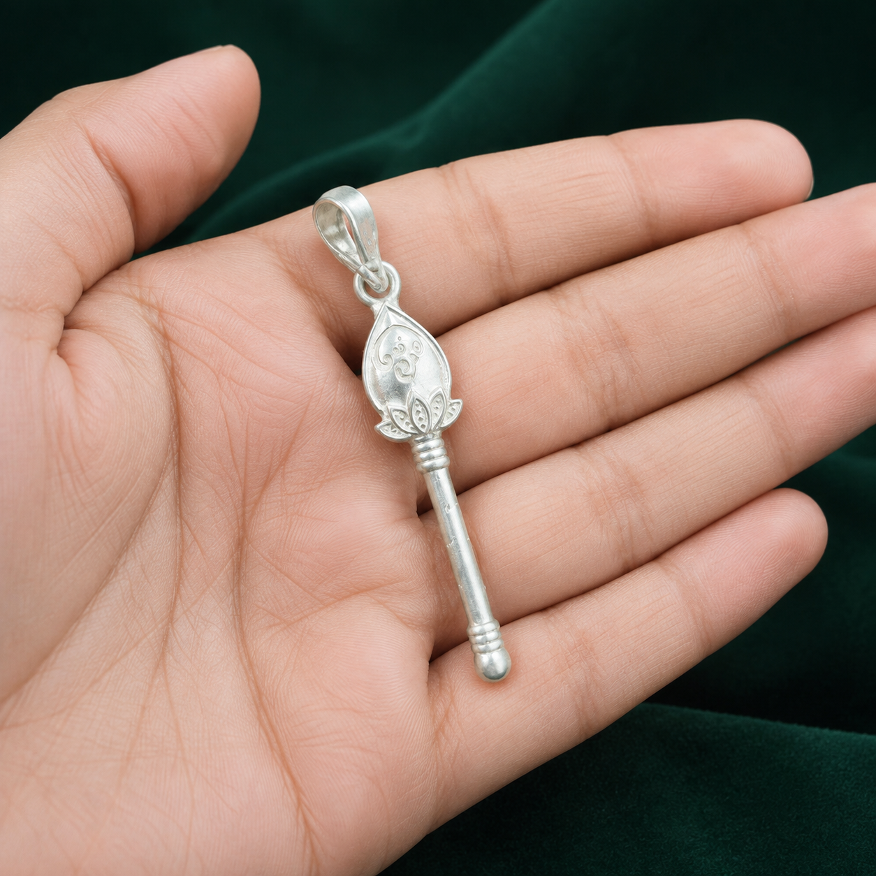 ✨ Sacred Om Sceptre Pendant - 2.577 GM