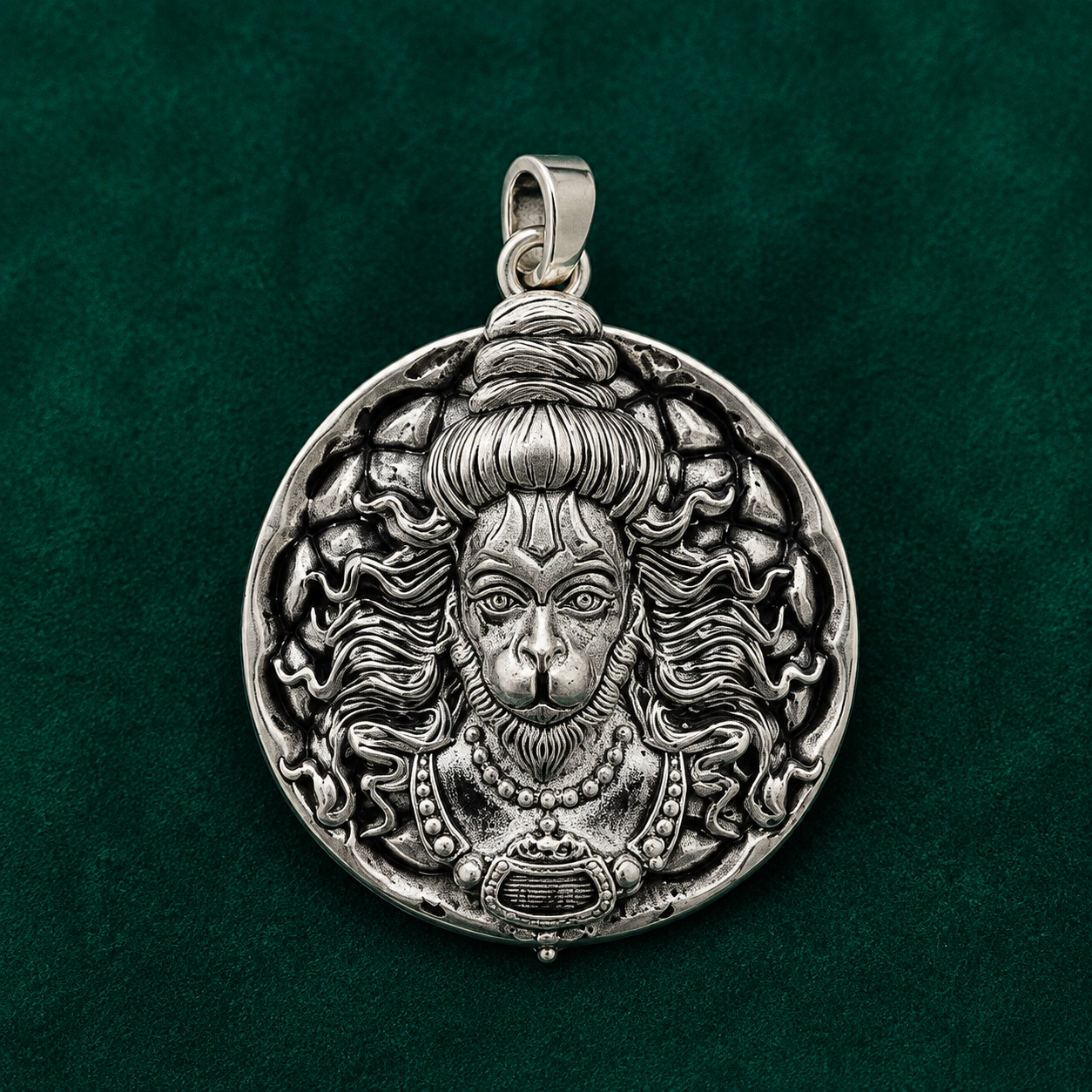 ✨ Veer Hanuman Pendant - 10.080 GM