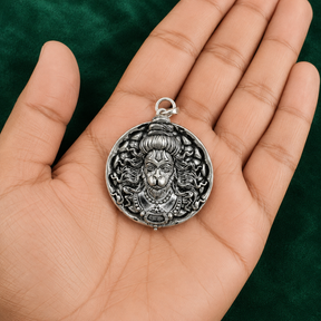 ✨ Veer Hanuman Pendant - 10.080 GM