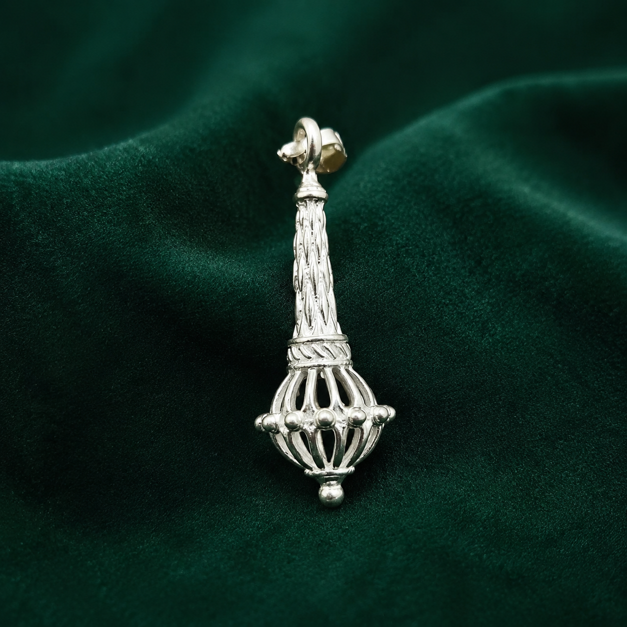 ✨ Heritage Mace Pendant - 7.200 GM
