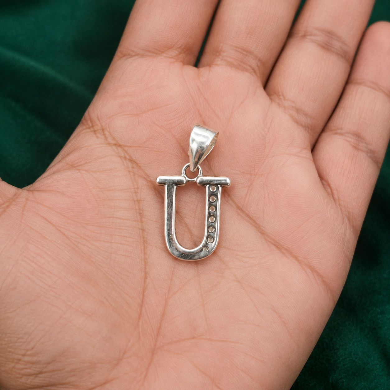 ✨ Crystal Initial U Pendant  - 1.033 GM