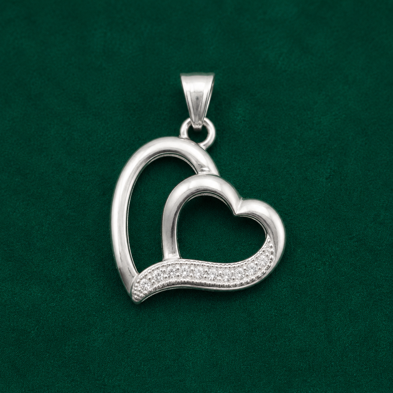 ✨ Twin Heart Curve Pendant - 1.370 GM