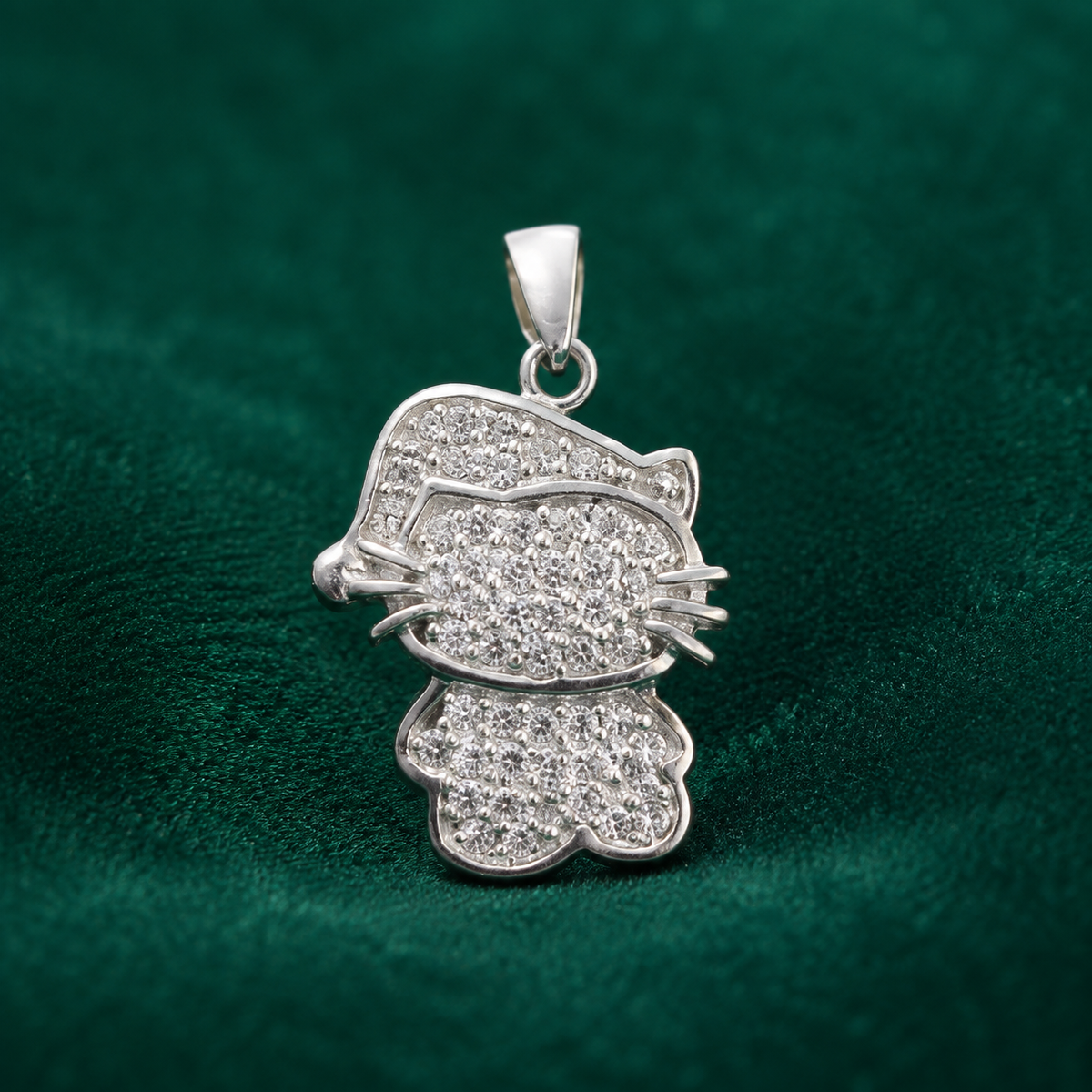 ✨ Crystal Kitty Pendant - 2.190 GM