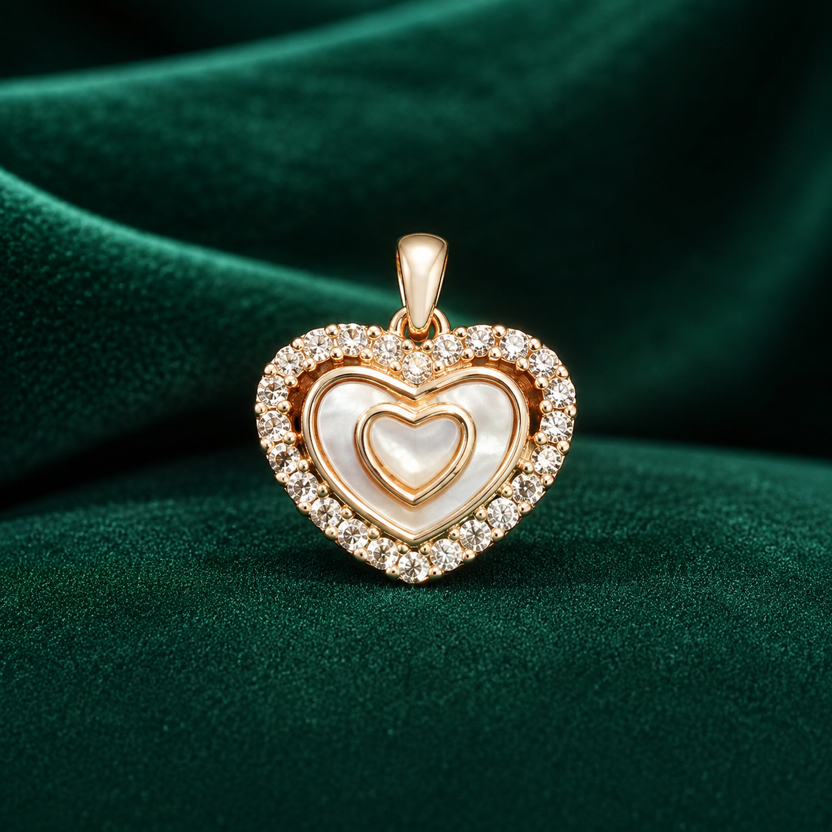 ✨ Pearl Heart Halo Pendant - 1.364 GM