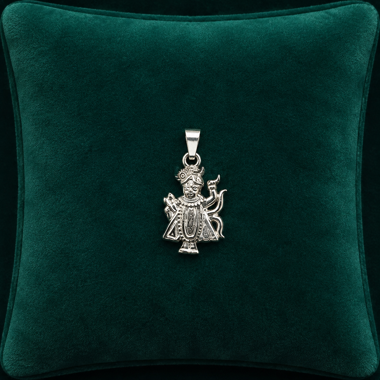 ✨ Divine Krishna Pendant - 2.100 GM