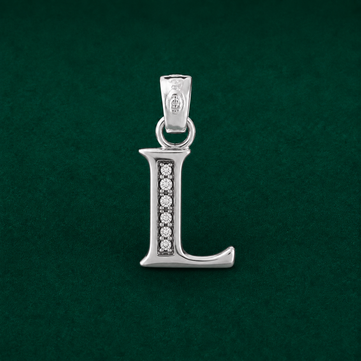 ✨ Crystal Initial L Pendant - 0.710 GM