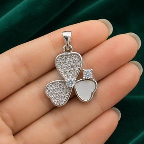✨ Crystal Clover Pendant - 1.785 GM