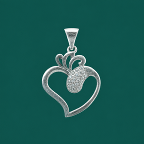 ✨ Crowned Heart Pendant - 1.730 GM