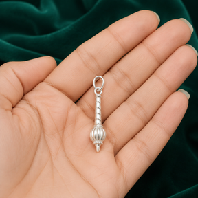 ✨ Sacred Mace Pendant - 3.560 GM