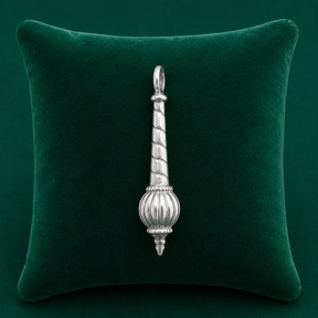 ✨ Sacred Mace Pendant - 3.560 GM