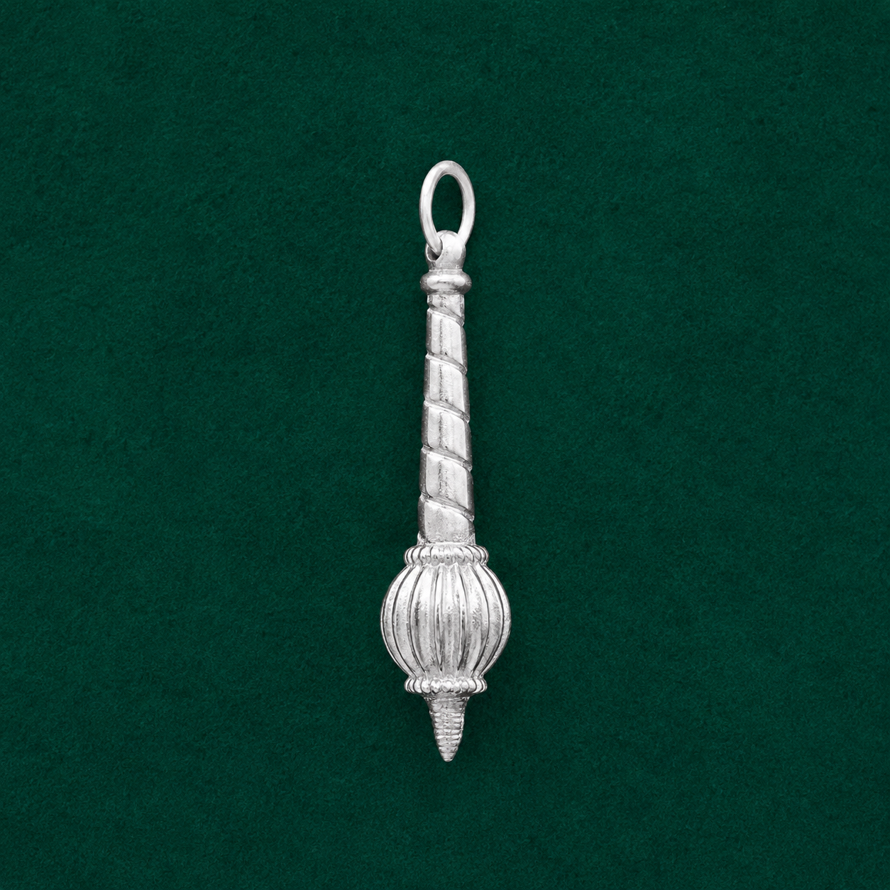 ✨ Sacred Mace Pendant - 3.560 GM