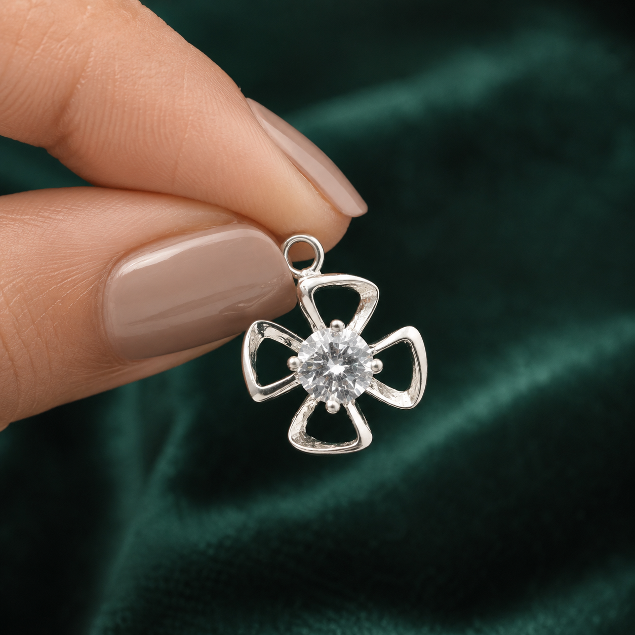 ✨ Crystal Cross Bloom Pendant - 0.740 GM
