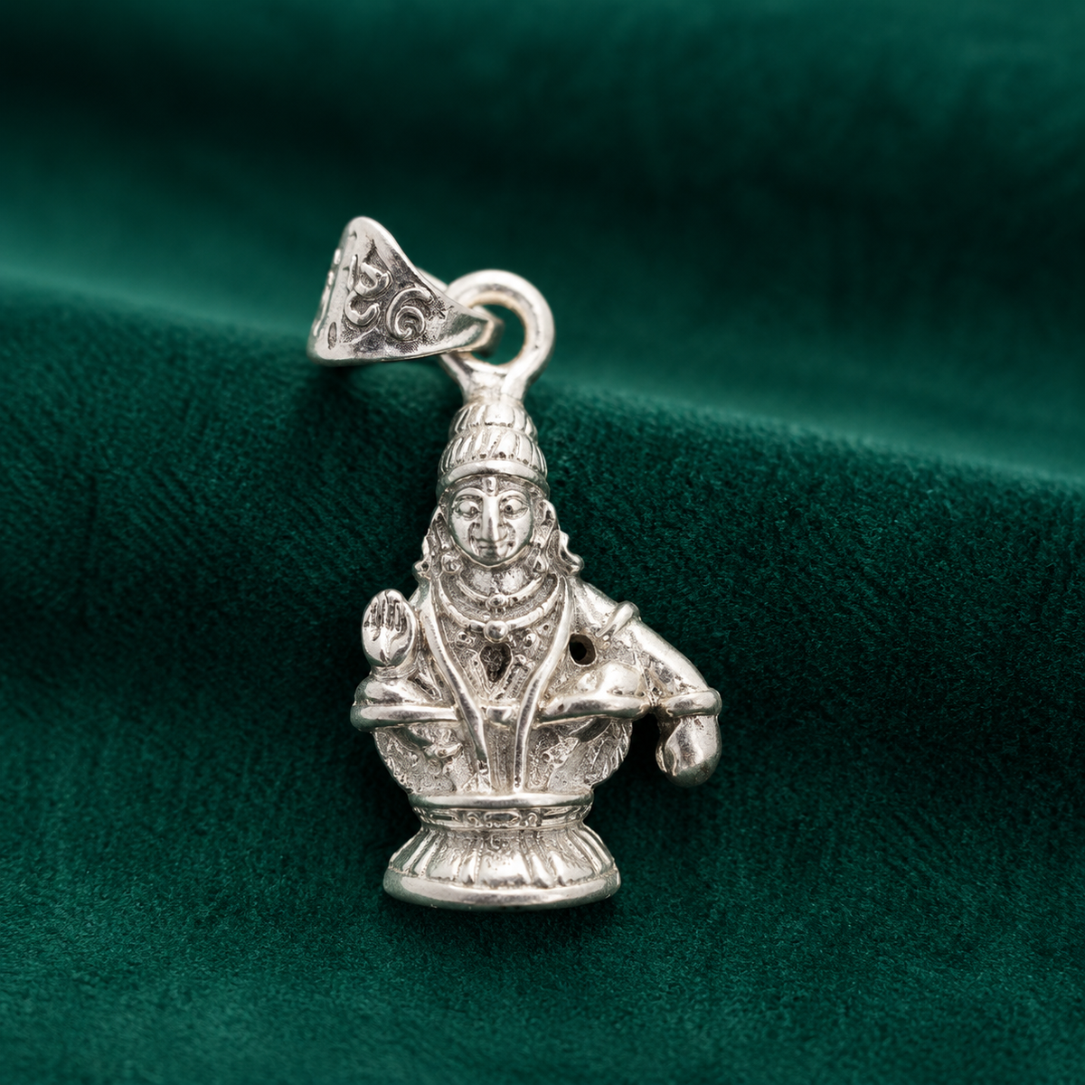 ✨ Sacred Ayyappa Pendant - 3.660 GM