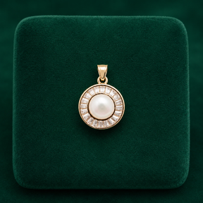 ✨ Pearl Radiance Pendant - 1.490 GM