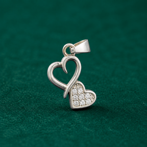 ✨ Twin Heart Sparkle Pendant - 1.085 GM