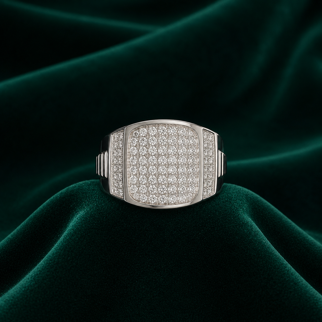 🛡️ Monarcha Ice Signet Ring - 10.160 GM