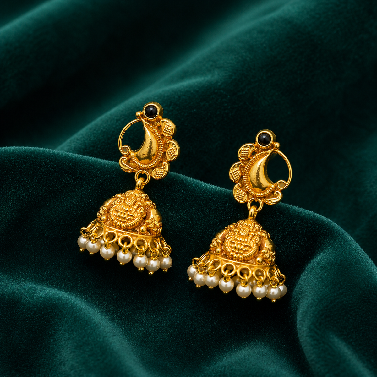 🖤 Pearl Crescent Jhumkas - 9.576