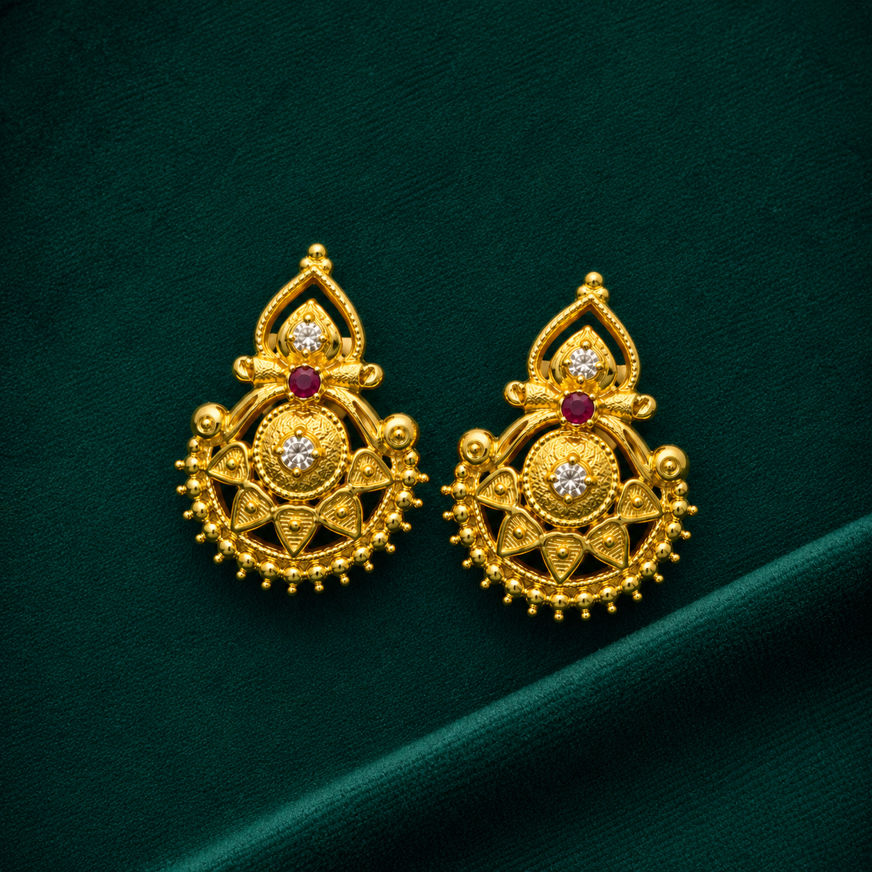 🌸 Vamika Ruby Studs -4.174 GM