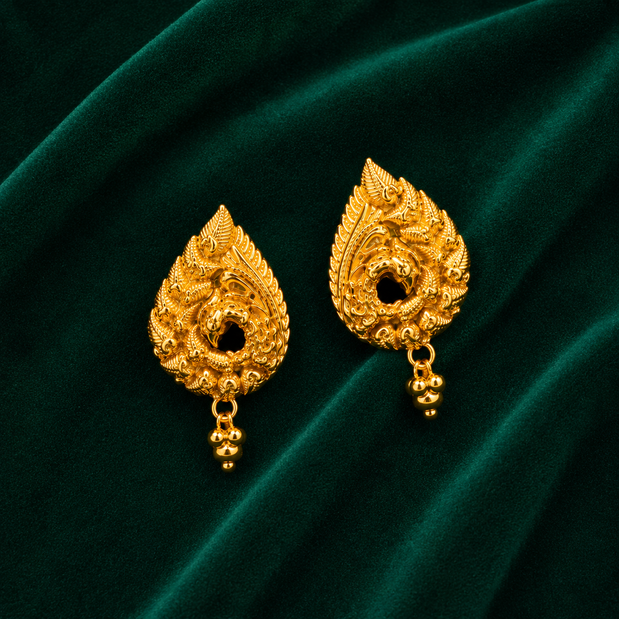 🐉 Dragon Paisley Studs - 7.080 GM