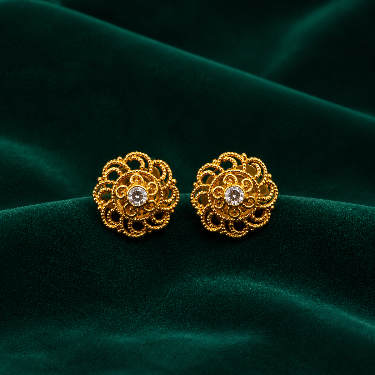 ✨ Vintage CZ Filigree Studs - 3.230 GM