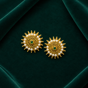 🌞 Emerald Pearl Studs - 8.350 GM