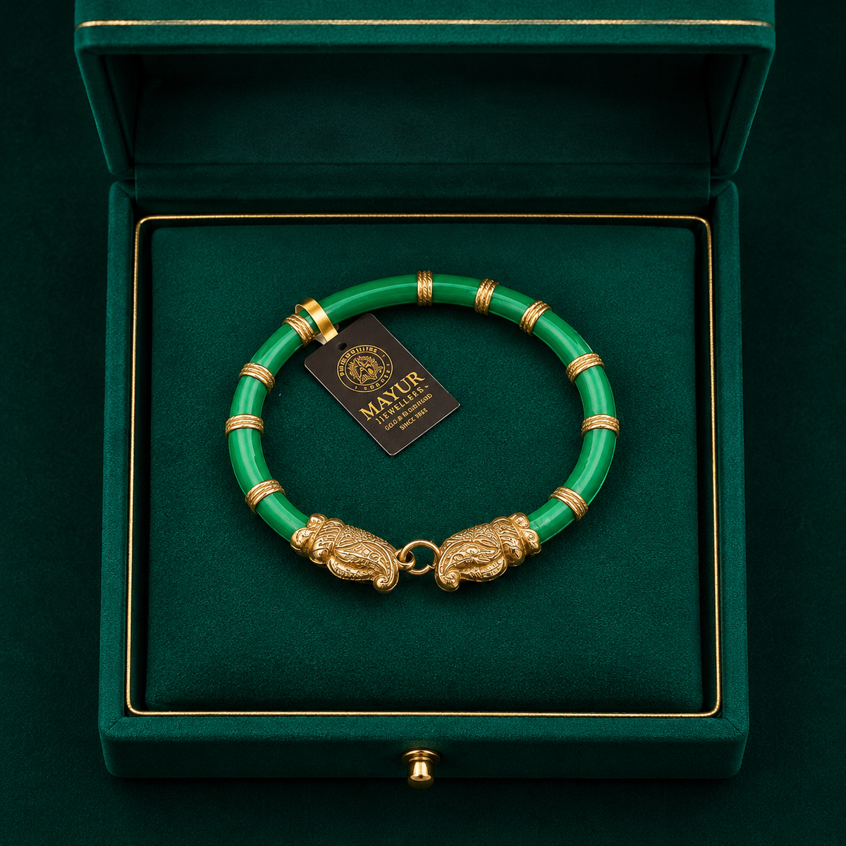 💚 Emerald Peacock Hasli - 6.140 GM