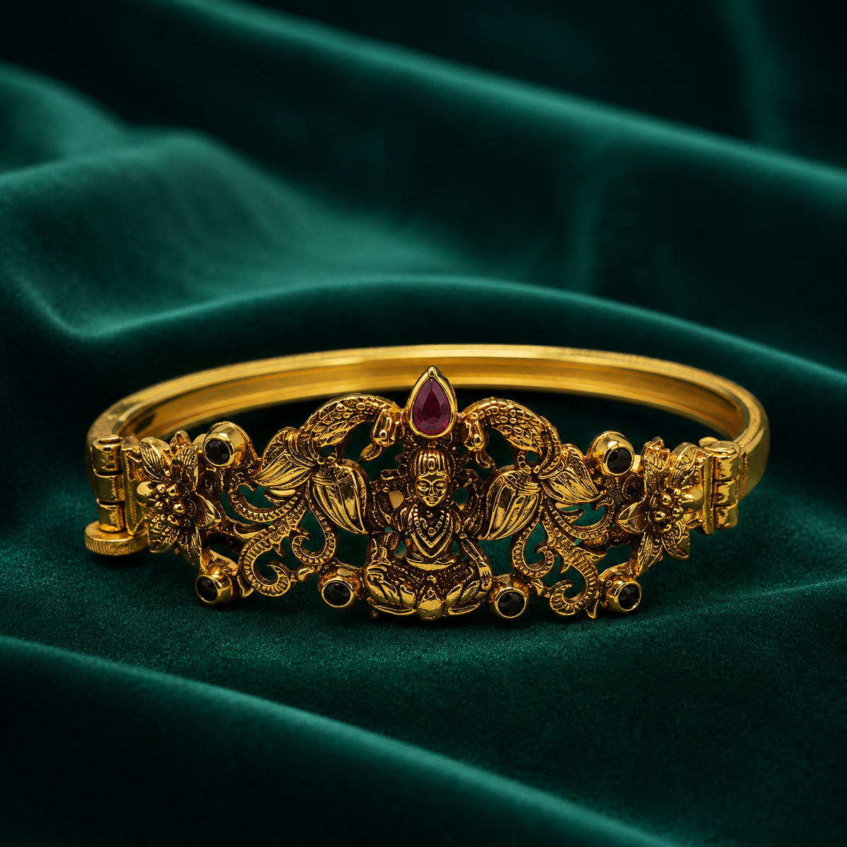 🪷 Lakshmi Peacock Bangles - 15.600 GM