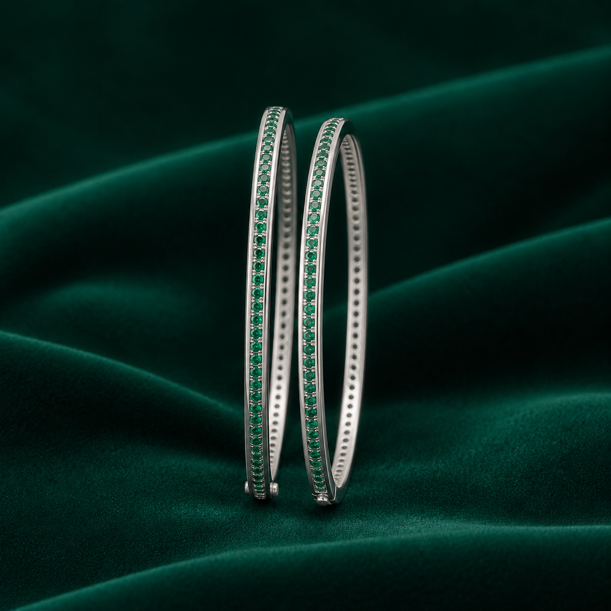💚 Emerald Silver Bangles - 18.050 GM
