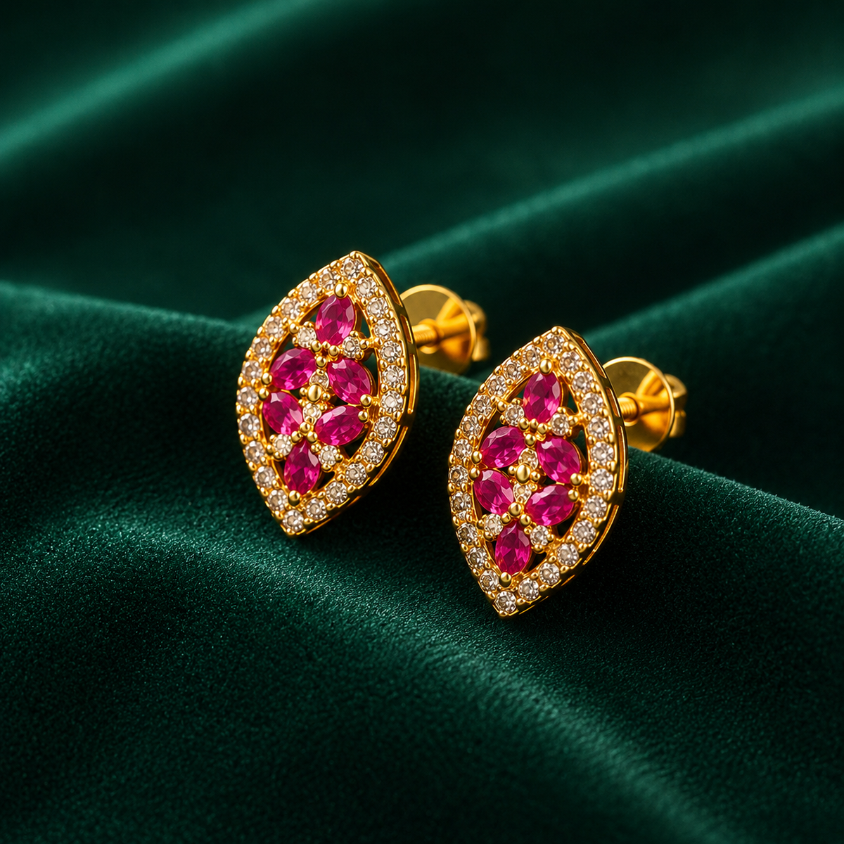 ✨ Ruby Marquise Studs -3.050