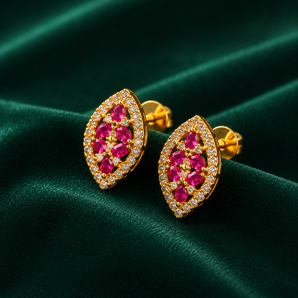 ✨ Ruby Marquise Studs -3.050