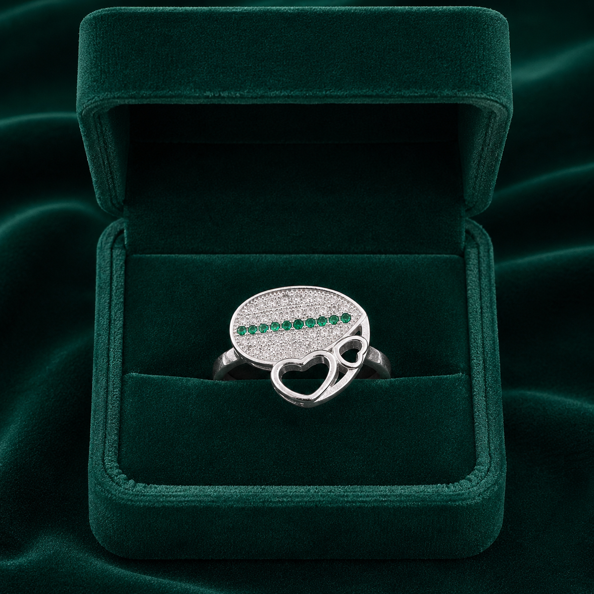 ✨ Emerald Heart Ring - 3.060 GM