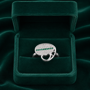 ✨ Emerald Heart Ring - 3.060 GM