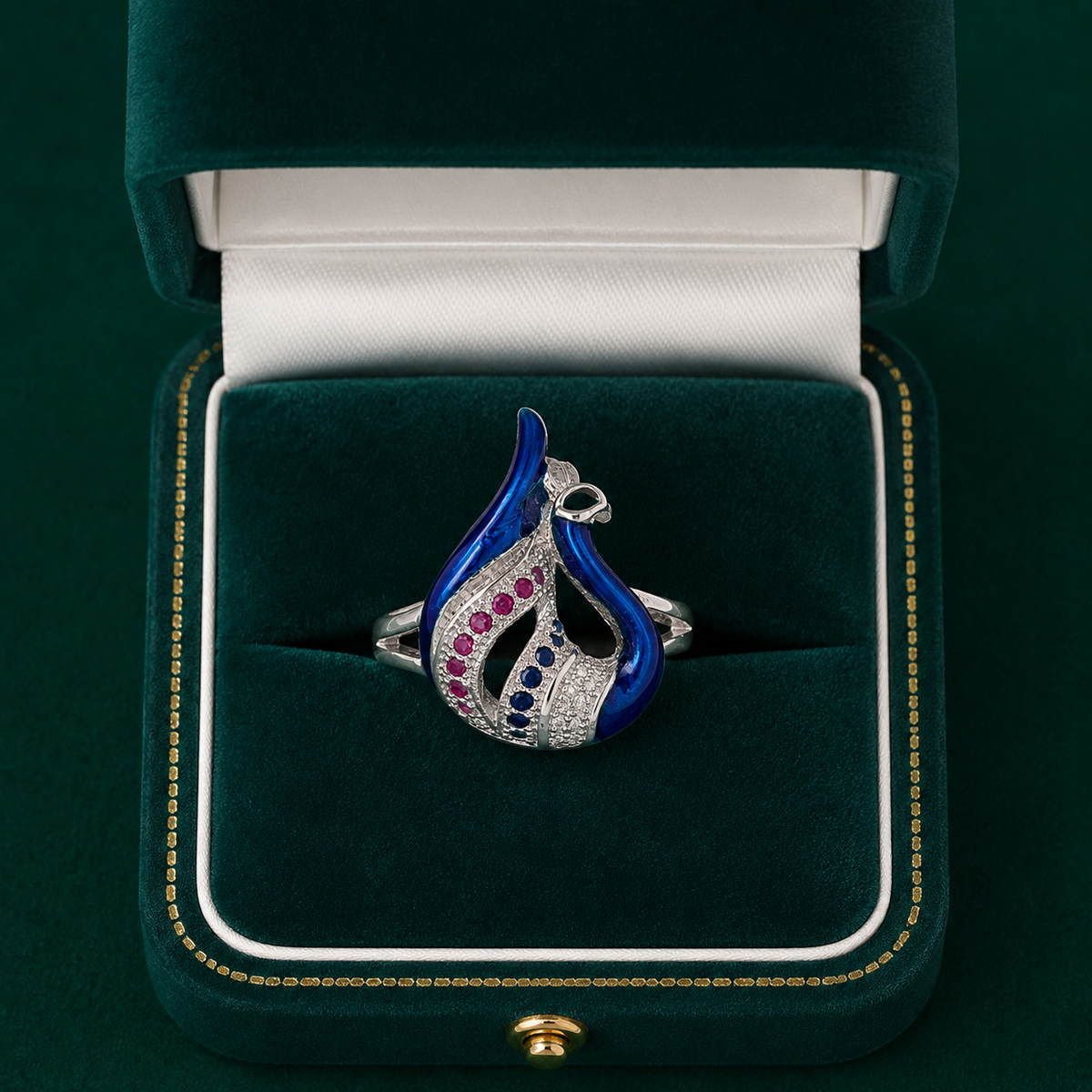 ✨ Royal Peacock Ring - 3.940 GM