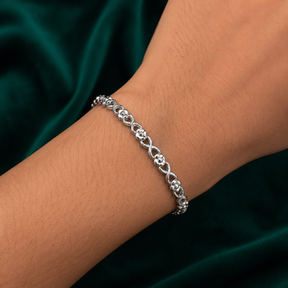✨ Heart Link Bracelet - 9.660 GM