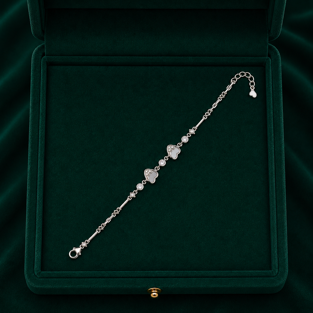 ✨ Clover Charm Bracelet - 6.690 GM
