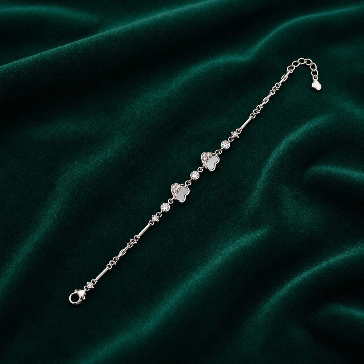 ✨ Clover Charm Bracelet - 6.690 GM