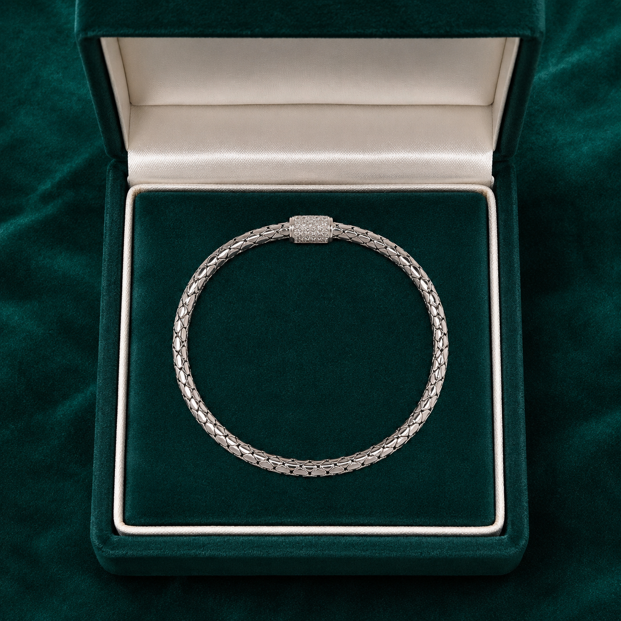 ✨ Woven Mesh Bracelet - 22.750 GM