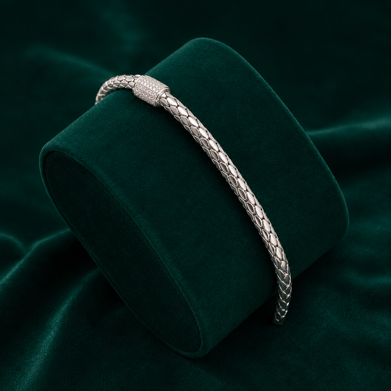 ✨ Woven Mesh Bracelet - 22.750 GM