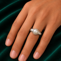✨ Pearl Solitaire Ring - 3.380
