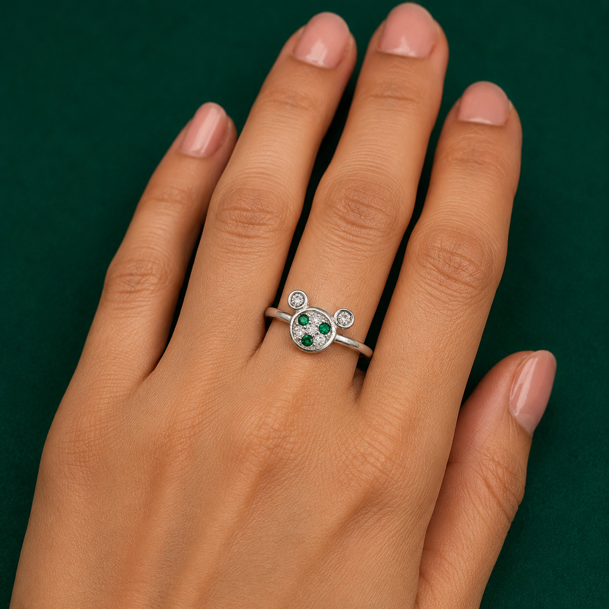 💚 Emerald Floral Ring - 1.080 GM