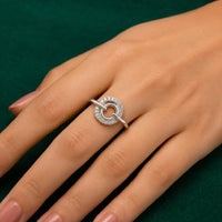 ✨ Orbit Halo Ring - 1.380 GM
