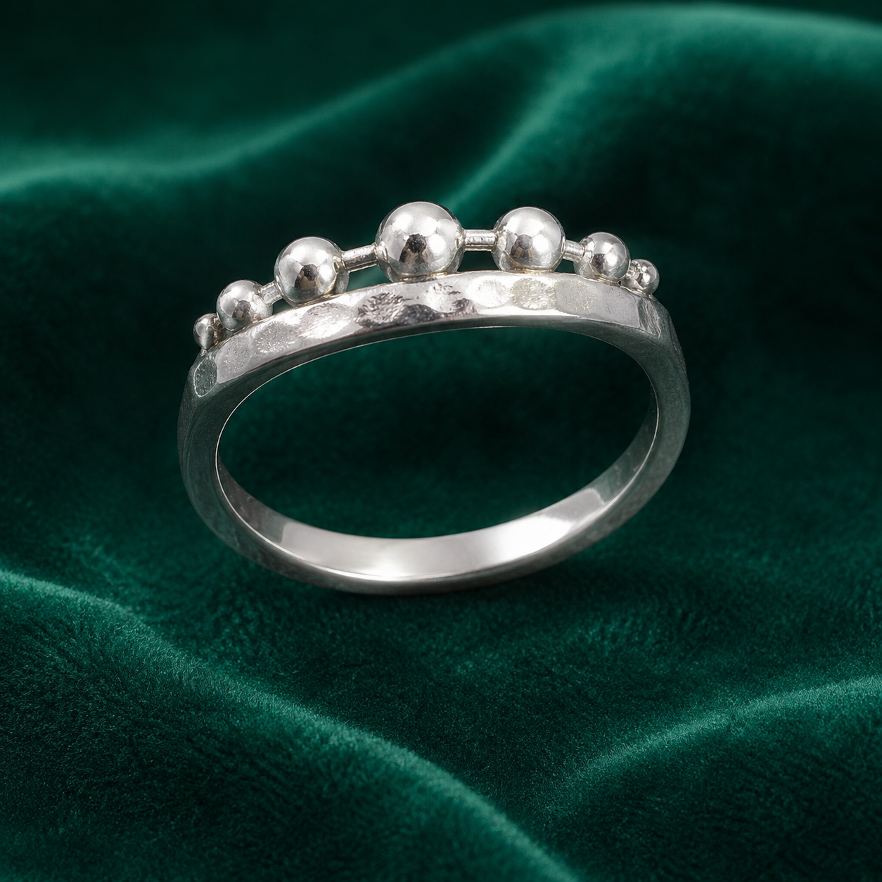✨ Beaded Band Ring - 1.260 GM