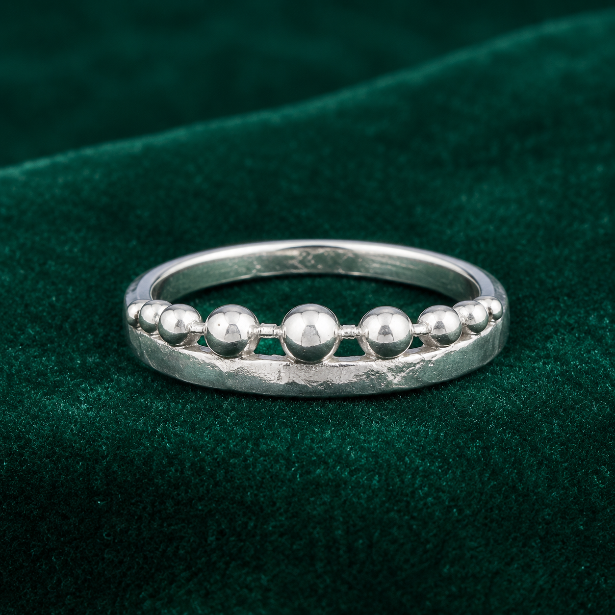 ✨ Beaded Band Ring - 1.260 GM