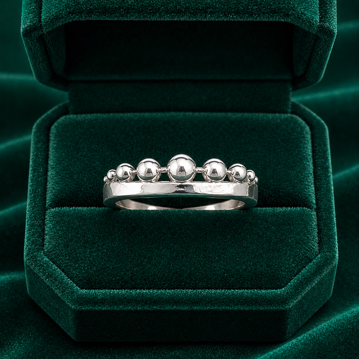 ✨ Beaded Band Ring - 1.260 GM